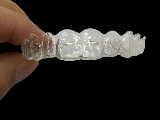 ซื้อ ความเบาใสใส Invisalign Retainer ความต้านทานต่อการกัดกร่อน สําหรับการใช้งานทางด้านทันตแพทย์ การผลิตออนไลน์